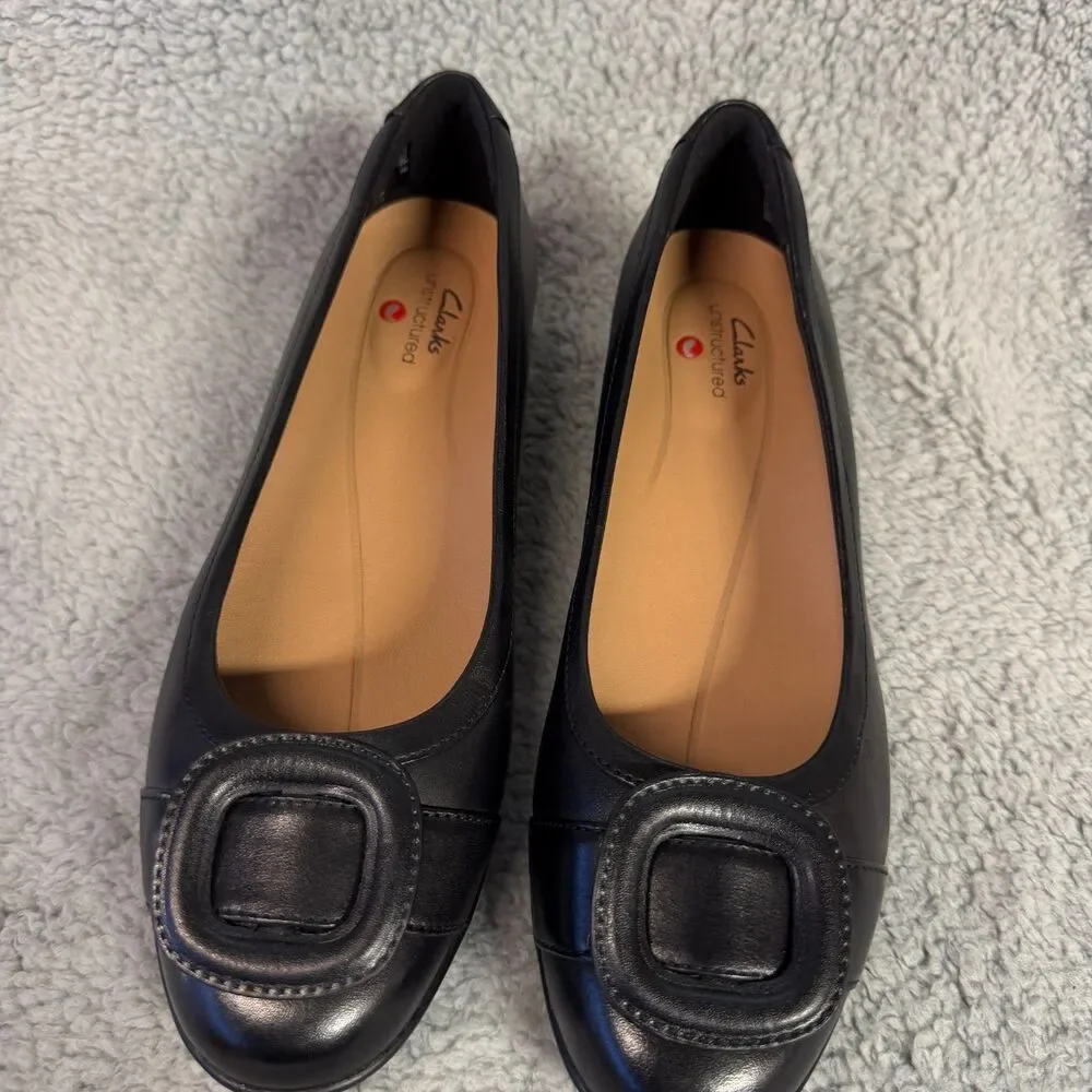 CLARKS Un Blush Cove Leather Pumps Womens 7.5 Black Low Heel Slip On Shoes